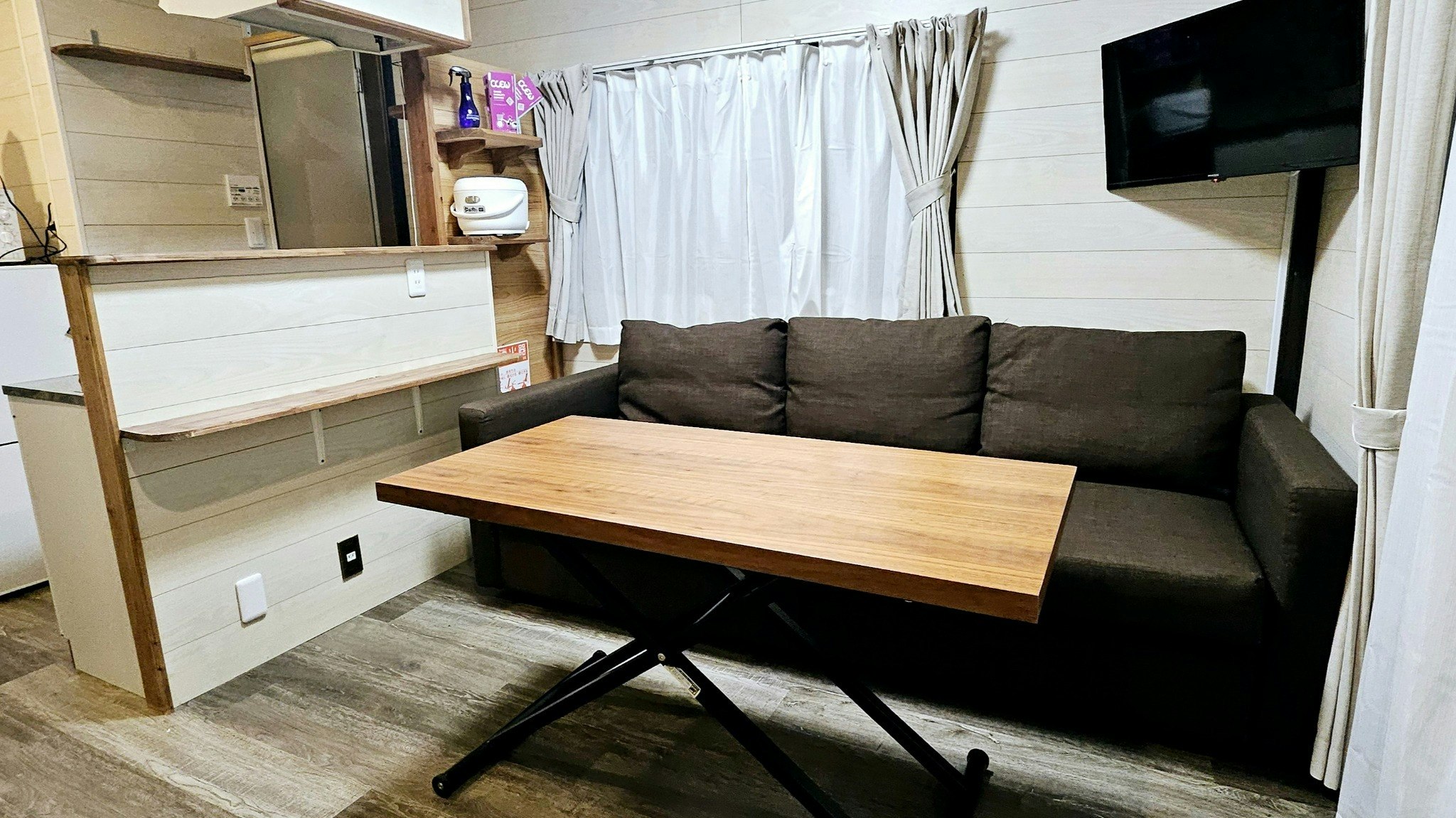 2F・1 double bed ,2 sofa bed(s&w),kitchen